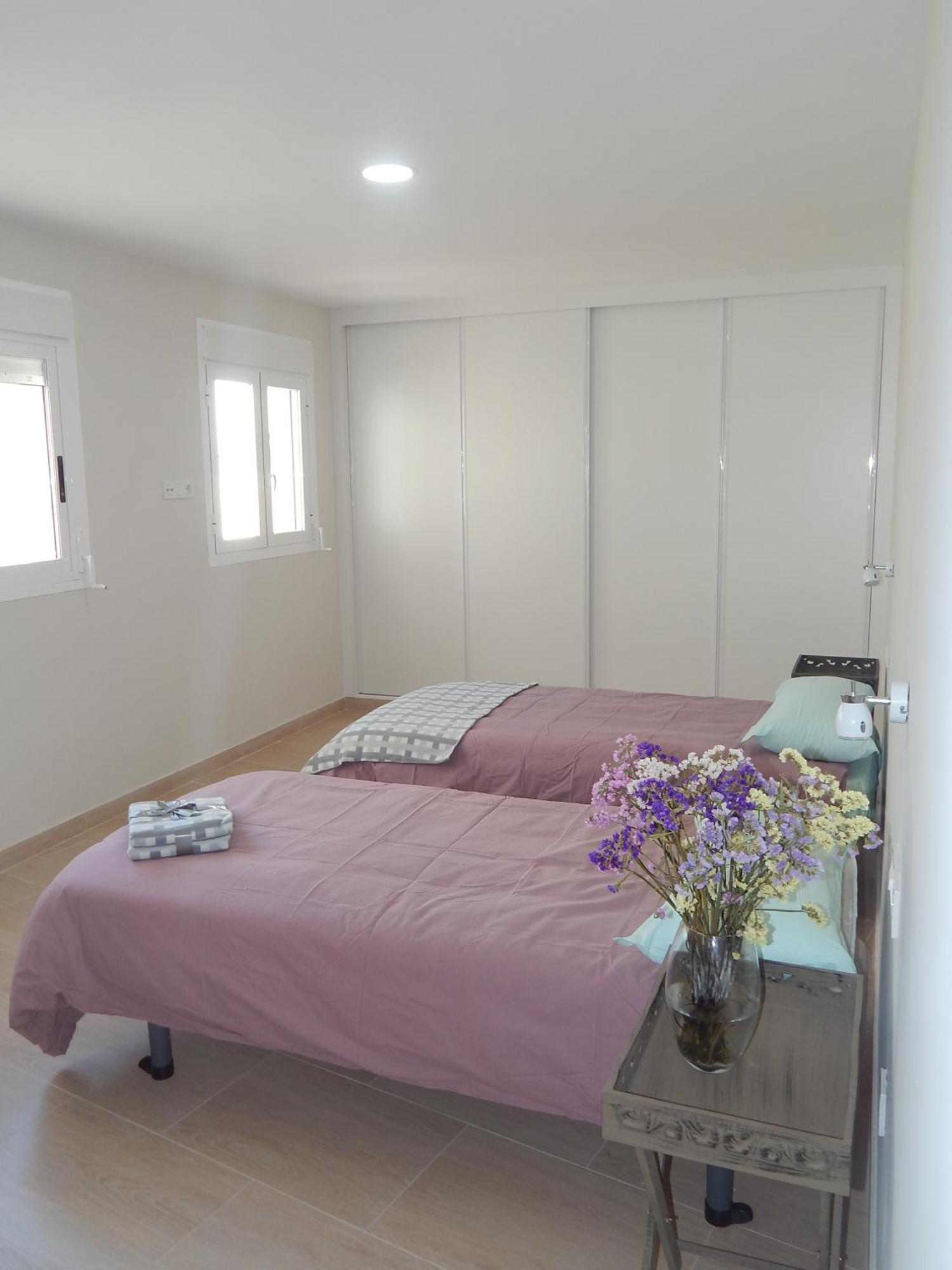 Apartamentos La Rosita Benidorm Esterno foto